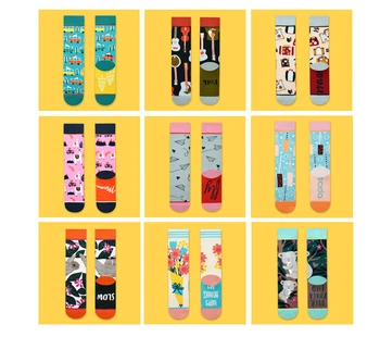 Нови директни тръбна чисти червени чорапи ins tide илюстрация от чист памук, креативни, забавни чорапи
